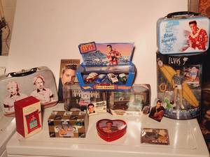 lot 232 image: Elvis & I Love Lucy Lot