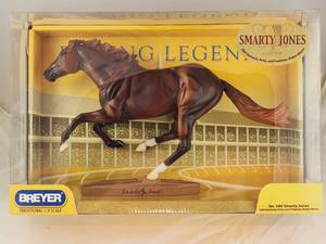 lot 213 image: NIB Breyer #7 Smarty Jones