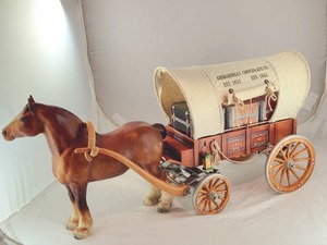 lot 2 image: NIB Breyer #17 Ghirardelli Chocolate Horse & Wagon