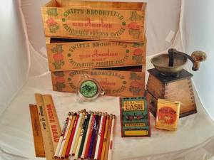 lot 278 image: VintageAntique Lot