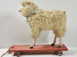 lot 322 image: Antique Lamb Pull Toy