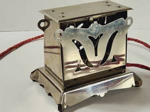 lot 370 image: Antique Doll Size Electric Toaster