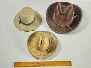 lot 379 image: 3 Vintage Doll Hats
