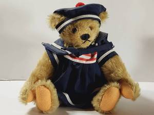 lot 387 image: Vintage Steiff Bear in Sailor Costume