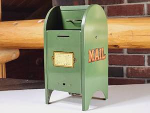 lot 434 image: Vintage Tin Toy Mailbox