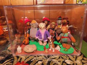 lot 115 image: Country Bears Lot