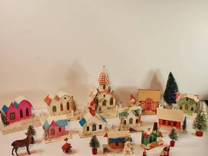 lot 479 image: Vintage Christmas Lot #2