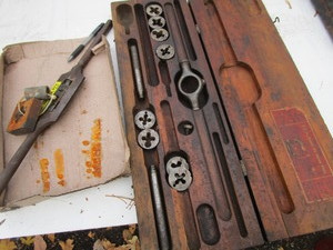 Tap & die, CR harper Mfg Co...