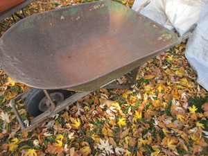 Wheelbarrow, garden decoration use...