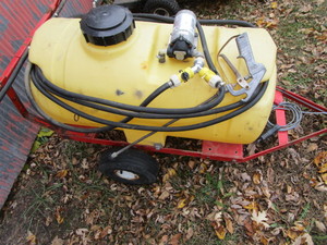 Yard trailer sprayer, been winteriz...