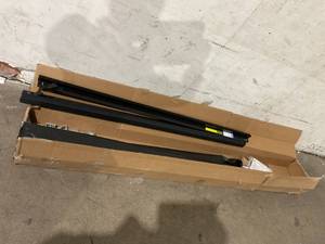 lot 23 image: Gator ETX Soft Roll Up Truck Bed Tonneau Cover For 2019-2023 Ford Ranger 51 Bed (61)