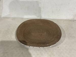 lot 343 image: Cardboard Oval Cat Scratcher Bed