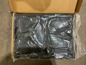 lot 263 image: General Motors Truck & SUV Ebony Front Left Drivers Bucket Seat Cover
