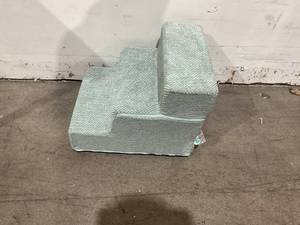 lot 286 image: Grey Foam Pet Steps, 3 Steps