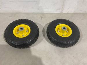 lot 372 image: SET OF 2 - 10 4.103.50-4 Tire and Wheel