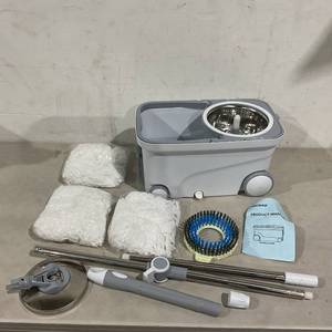 lot 157 image: Michao Spin Mop Bucket Deluxe