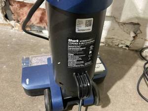 lot 92 image: Shark HydroVac XL 3-in-1 Vacuum, Mop & Self-Cleaning System - Corded - Navy