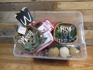 lot 37 image: Lot of Various ChristmasHoliday Decor