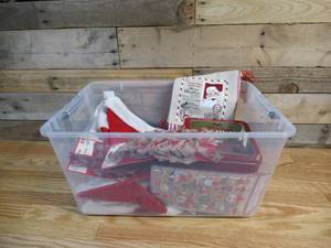 lot 46 image: Large Lot of Christmas Items