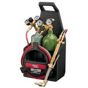 lot 32 image: Lincoln Electric Port-A-Torch Kit with Oxygen and Acetylene Tanks for Cutting Welding and Brazing