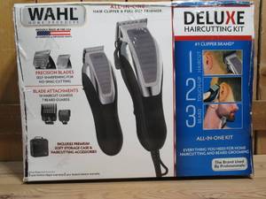 lot 107 image: Wahl Deluxe Haircutting Kit