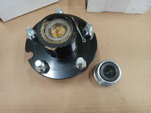 lot 3 image: 5 Bolt Axel Hub - NSTP 794906 - Pair - North Start Trailer Parts