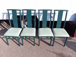 4 GREEN DINNER CHAIRS
