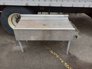 STAINLESS STEEL BAR DRAIN TABLE SINK