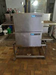 LINCOLN IMPINGER ELECTRIC DOUBLE PIZZA OVEN