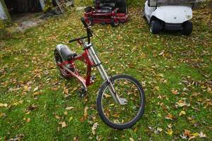 lot 24 image: Schwinn Sting Ray Orange County Choppers Bicycle