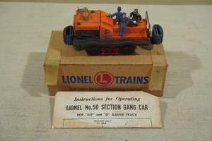 lot 48 image: Vintage Lionel O-Gauge No 50 Gang Car with Original Box