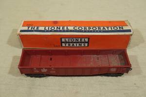 lot 53 image: Vintage Lionel O-Gauge No 6462 Gondola Car with Original Box
