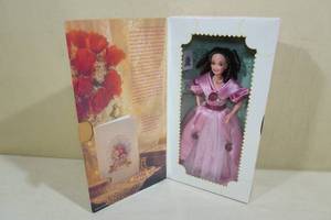 lot 160 image: Vintage Hallmark Special Edition Sweet Valentine Barbie