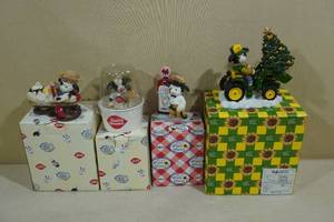 lot 166 image: Marys Moo Moos Figurines -Dairy Queen & John Deere