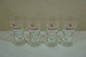 lot 170 image: 4 Vintage Budweiser Beer Glasses