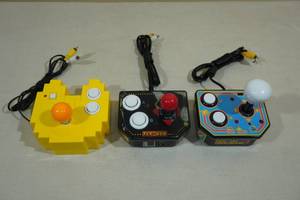 lot 180 image: 3 Pacman Plug-In Games