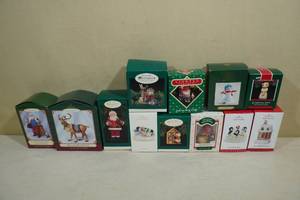 lot 248 image: 12 Vintage Hallmark Keepsake Christmas Ornaments -Santa Clause, Reindeer, Little Jack Horner, Lighted Ornament