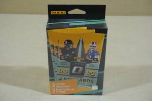 lot 118 image: 2022 Panini Optic Hanger Box of Football Card Packs
