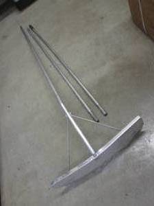 (EW7) Aluminum Snow Rake with 3 5ft Handle Sections