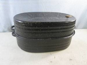 (EW4) Large Vintage Lisk Roasting Pan with Lift-Out Tray