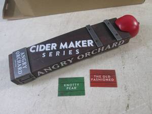 (A-1) Angry Orchard Cider Maker Series Beer Tap Handle with Inserts - New In Box - 11 14