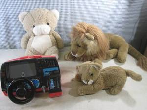 (G-1) Plush Animals and Toy Driving  Racing Game