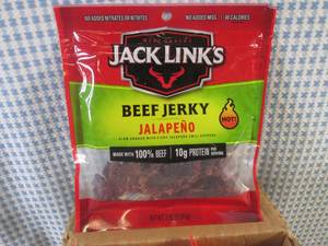 (C-1) 8 Bags Jack Links Jalapeno Beef Jerky 2.85oz Past Date
