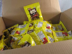 (EC2) Case of 130 Bags Keebler Fudge Stripes Original Minis Cookies 1oz Bags Past Date