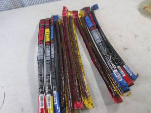 (EC2) 12 Assorted XXL Jack Links Snack Sticks Past Date