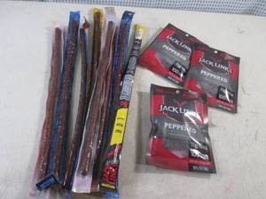 (EC2) 12 Assorted Jack Links Past Date