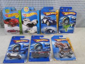 (EC1) Assorted Hot Wheels in Packaging