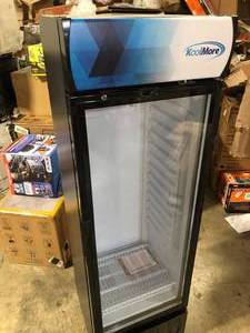 Koolmore 22 in. W 9 cu. ft. Commercial 1 Glass Door Display Upright Beverage Refrigerator in Black Customer Returns See Pictures