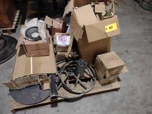 lot 40 image: Assorted Table Pedestals & Parts...