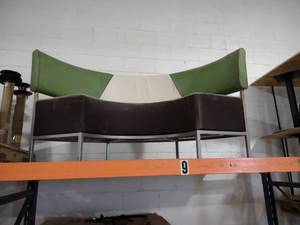 lot 43 image: Steel Frame Rounded Booth...